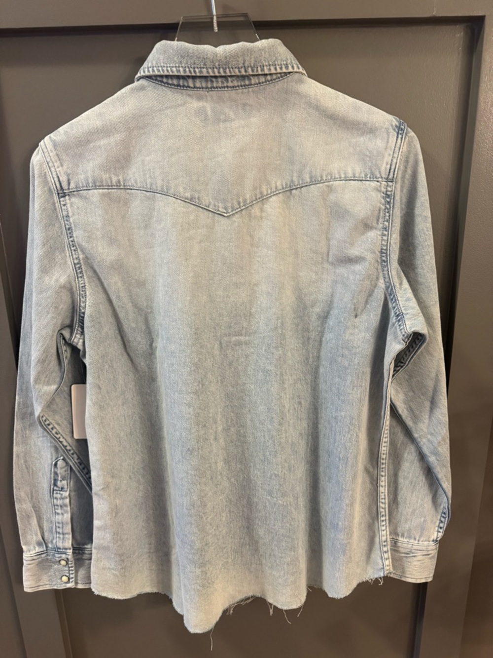 Lucky Brand | Button Front Denim Western Jean Collar Shirt - Picture 5 of 6